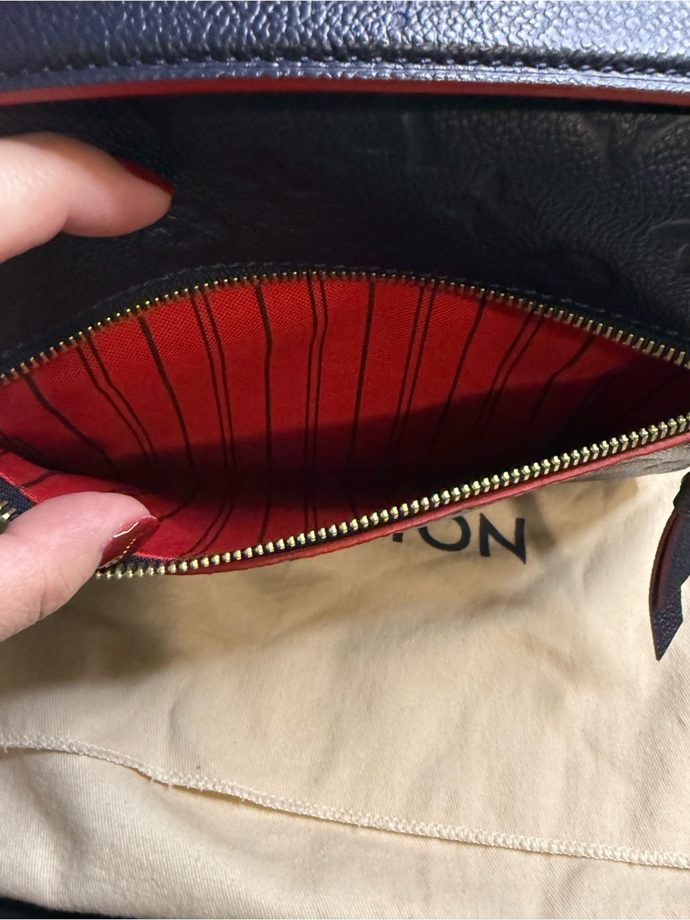 Louis Vuitton Navy Blue Empreinte Métis Shoulderbag - Picture 4 of 11